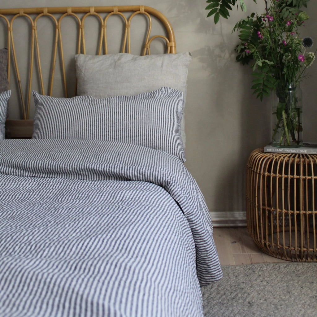 Thin Black Stripes Linen Duvet Cover Set