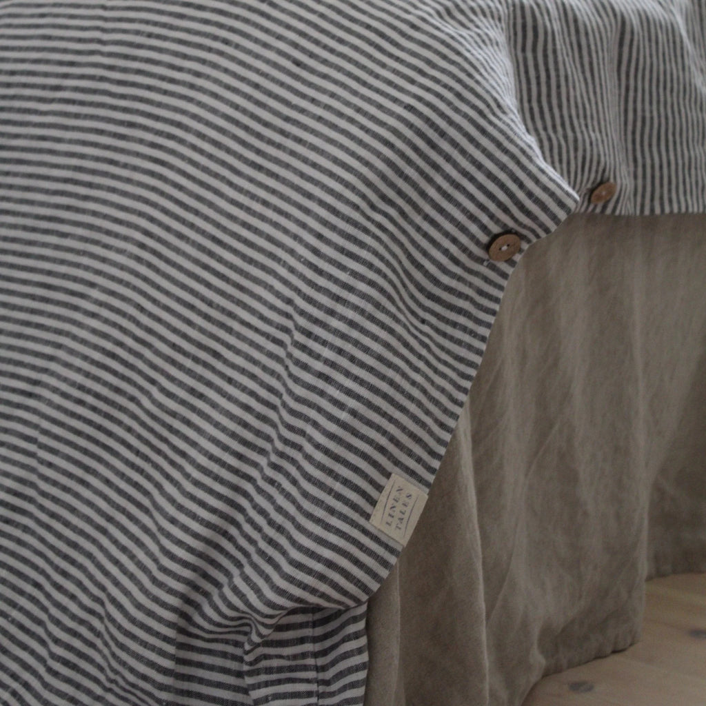 Thin Black Stripes Linen Duvet Cover Set
